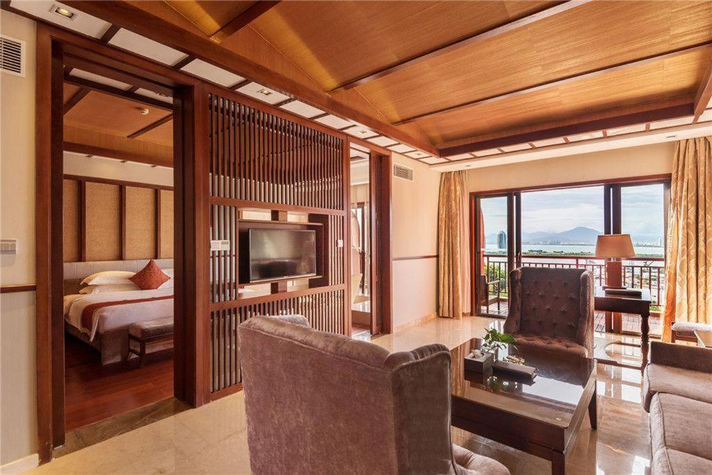 Grand Metro Park Bay Hotel Саня Екстериор снимка