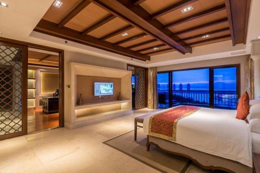 Grand Metro Park Bay Hotel Саня Екстериор снимка