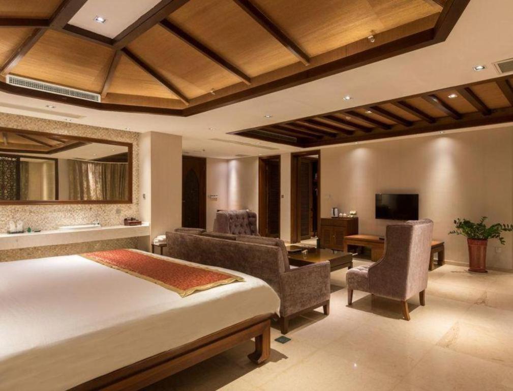 Grand Metro Park Bay Hotel Саня Екстериор снимка